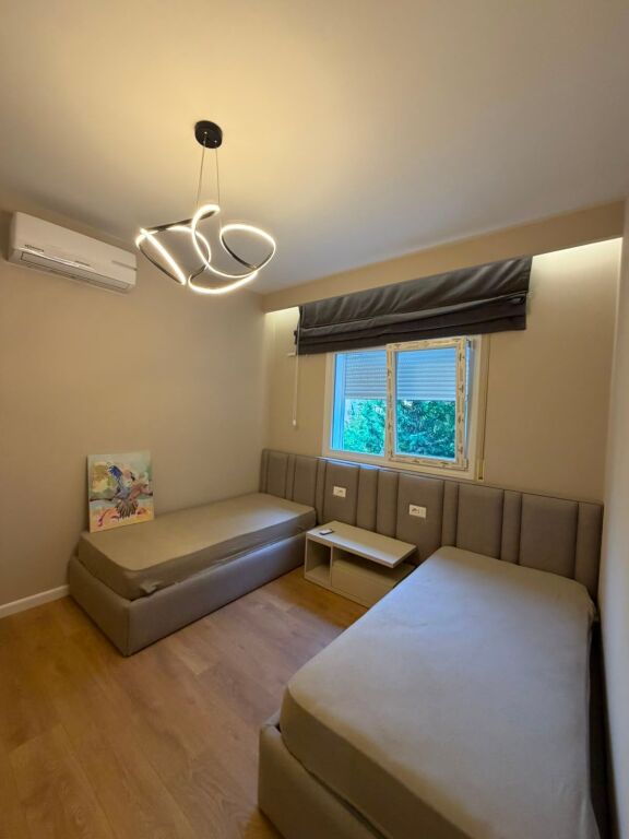 For rent 2+1+2+parking Botanical Garden