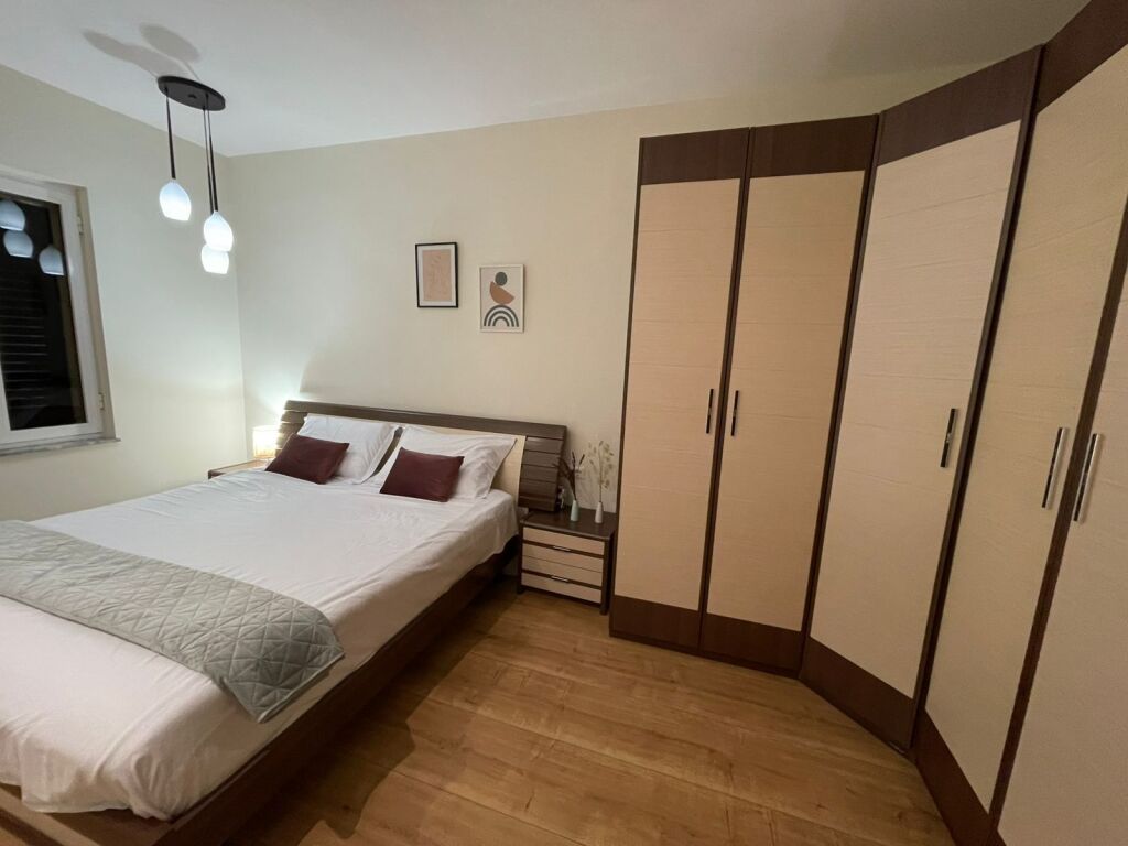 Qera, Apartament 2+1+2, Myslym Shyri, Tirane