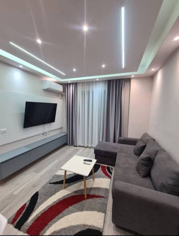 Affittasi appartamento 2+1 + 2 - Univers City, Tirana