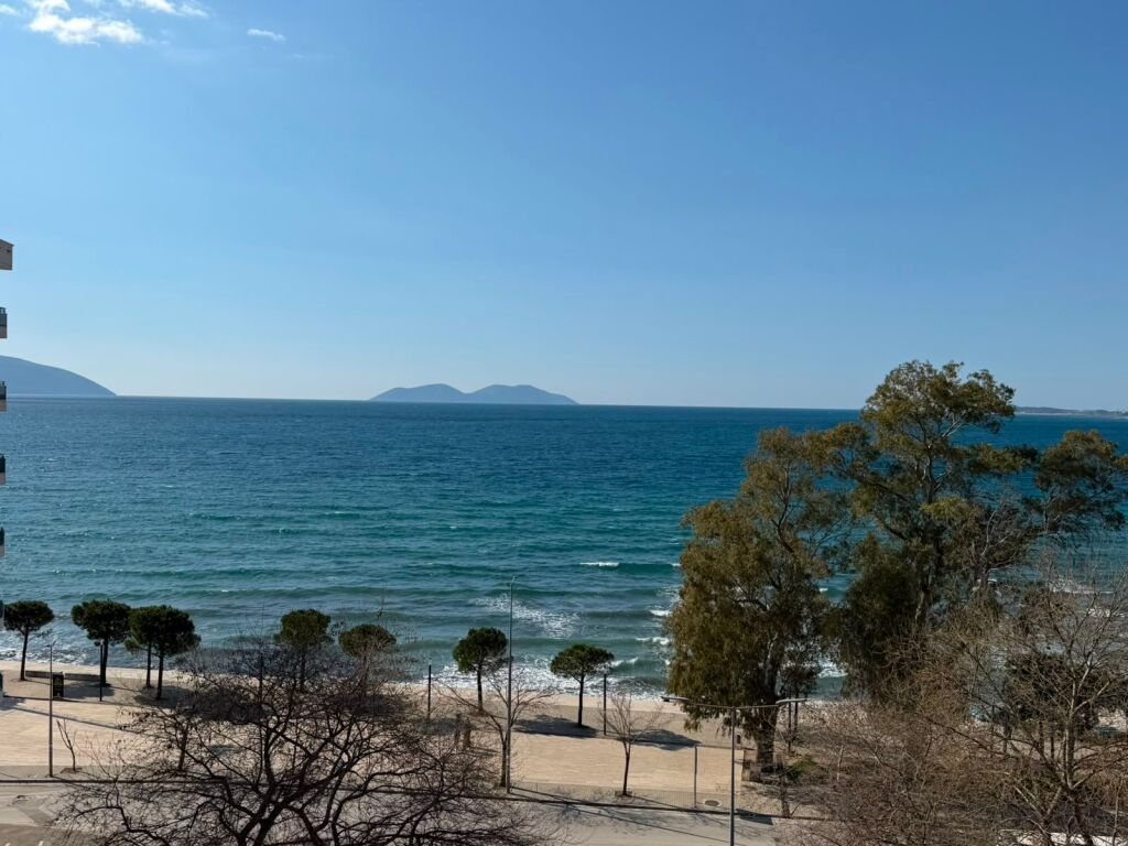 Super Appartamento 2+1 in Affitto Vista Mare, dal 1 Ottobre al 31 Maggio, Lungomare, Vlore