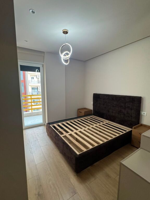 Affitto | Apartament 1 + 1+Ballkon | Laprake | 650 €/mese