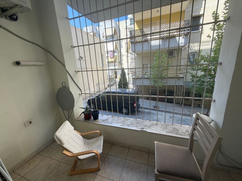 1+1,kopshti zologjik,kat 1 pallat,450 mije lekd