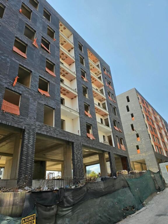 In Vendita: 2+1+1 Bagno &amp; 1 Balcone 📍 Paskuqan - Ringside Residence ⬇️ €200/m² sotto il prezzo di mercato Solo €1050/m² da €1250/m² 😬, 5° Piano, Superficie 100.5m² | €105.000 🔥