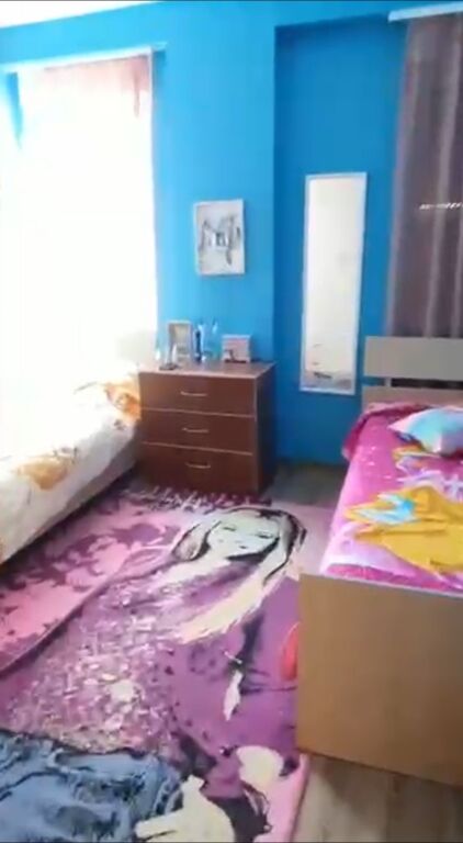 Jepet Apartament me qera 700€
