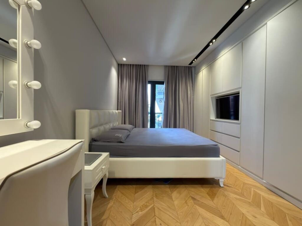 Apartament 2+1 me post parkimi Green City, Astir!