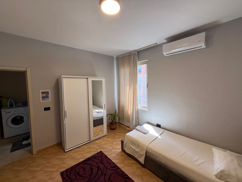 Duplex 3+1 in affitto vicino alla Scuola Unita
