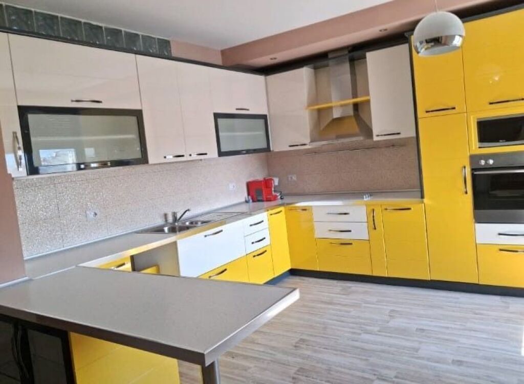 Qera | Apartament 1 + 1 | Qender | 600 €/muaj