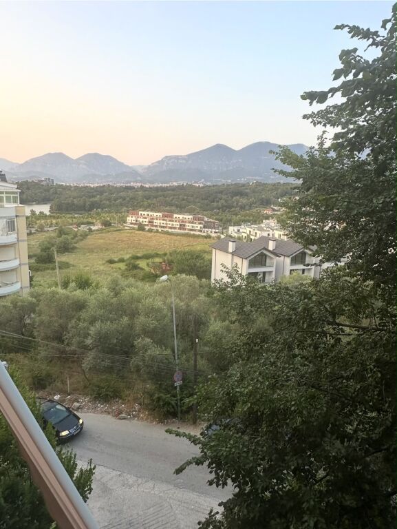Appartamento in affitto 2+1+2+ posto auto, Lago Secco