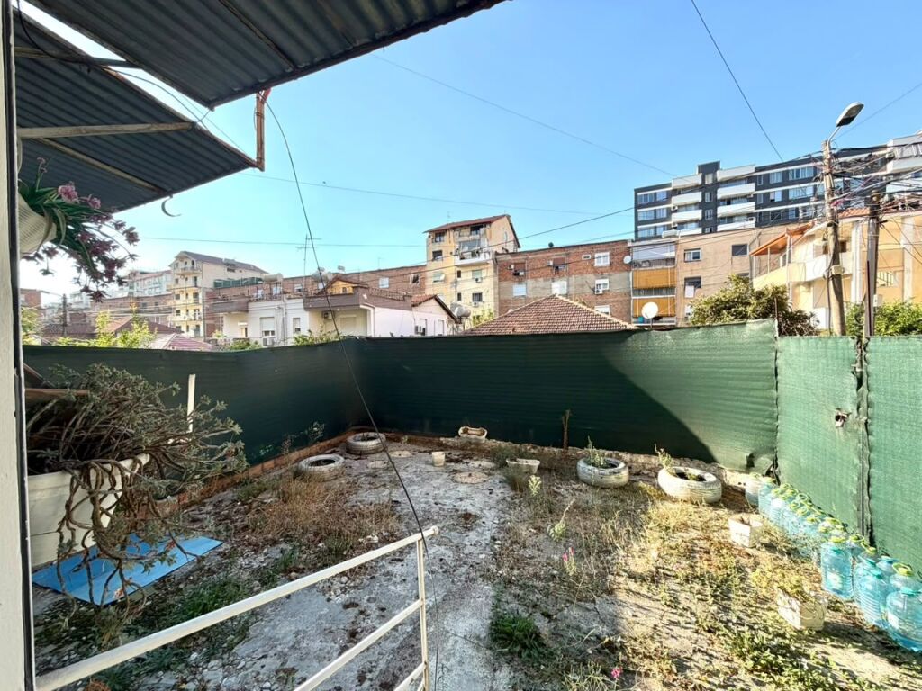 Me Qera: 1+1+Kuzh.Veç &amp; 1P.Parkimi (58m2) 📍Mihal Grameno - Ish Tregu Elektrik (40,000 Leke/Muaj) BOSH