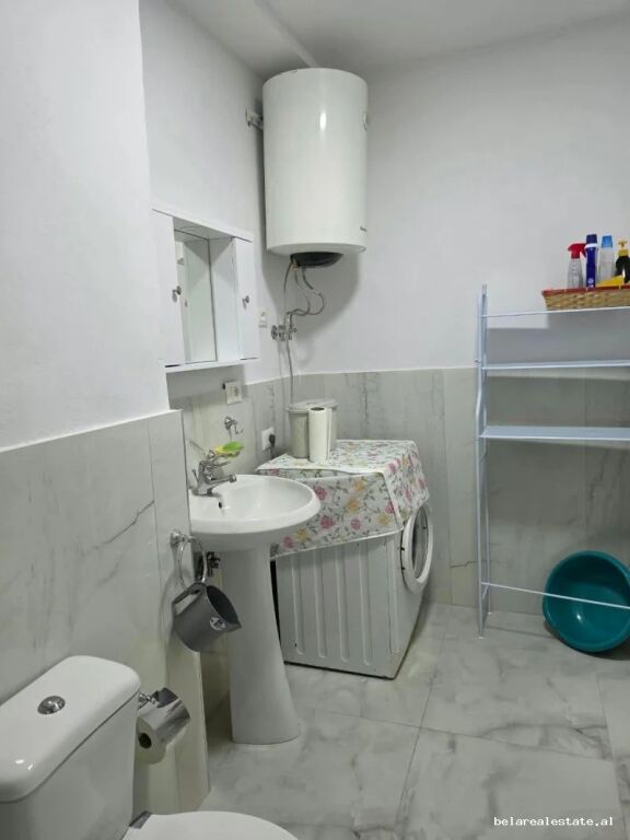 Apartament Me Qeraa 1+1 Ne Qender (ID B211489) Tirane