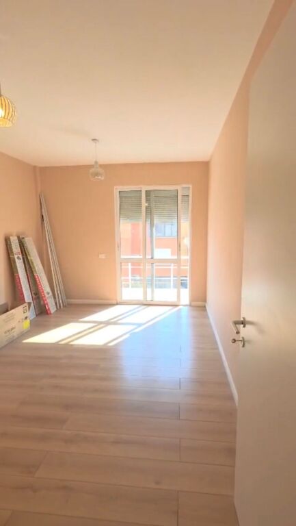 Jepet me qera Apartment 2+1+2 ne Durres