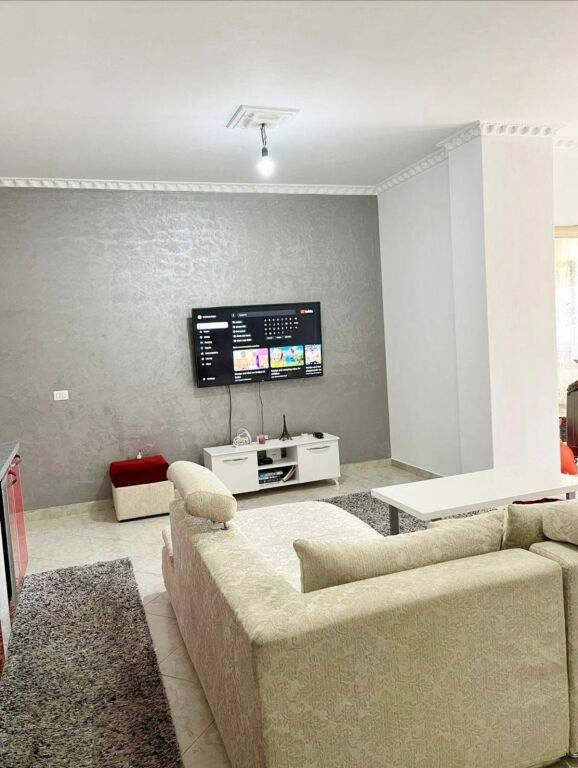 Qera | Apartament 2 + 1 | Rruga Jordan Misja | 650 €/muaj