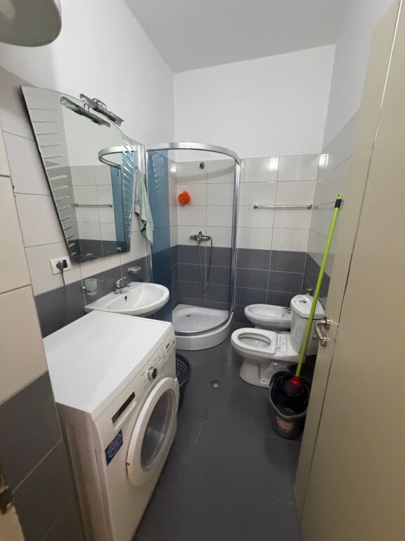 1+1,kopshti zologjik,kat 1 pallat,450 mije lekd