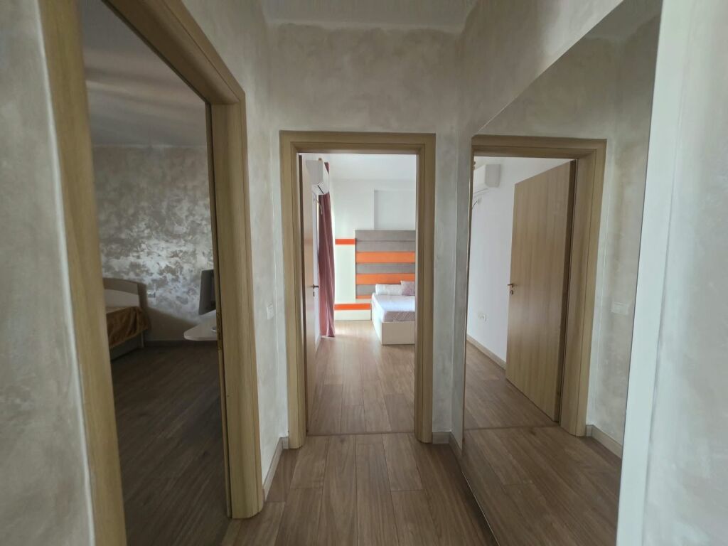 🏡 Apartament 2+1+2+2 ballkone me qera  📍 Astir, pranë market Jata