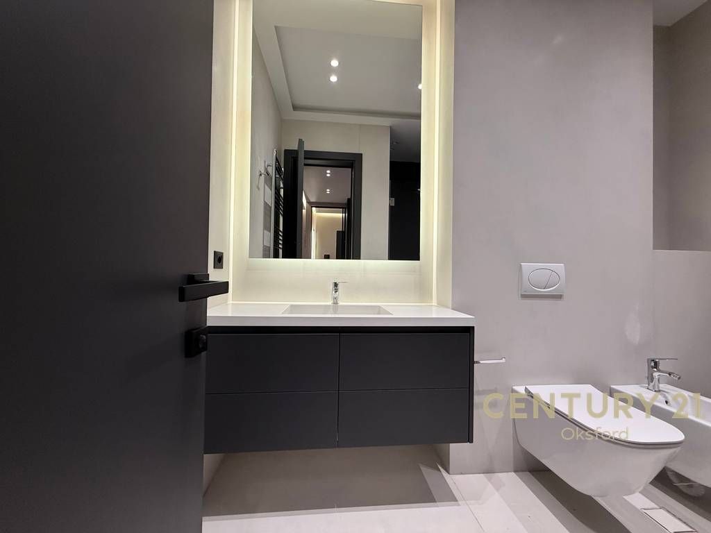 SHITET APARTAMENT 1+1 + POST PARKIMI , KOMPLEKSI “DELIORGJI” !