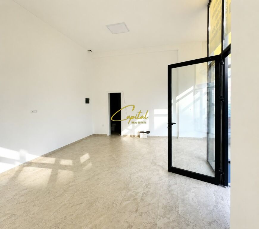 SHOP FOR RENT 70 M2 FORMER AVIATION FIELD 80,000 LEKE