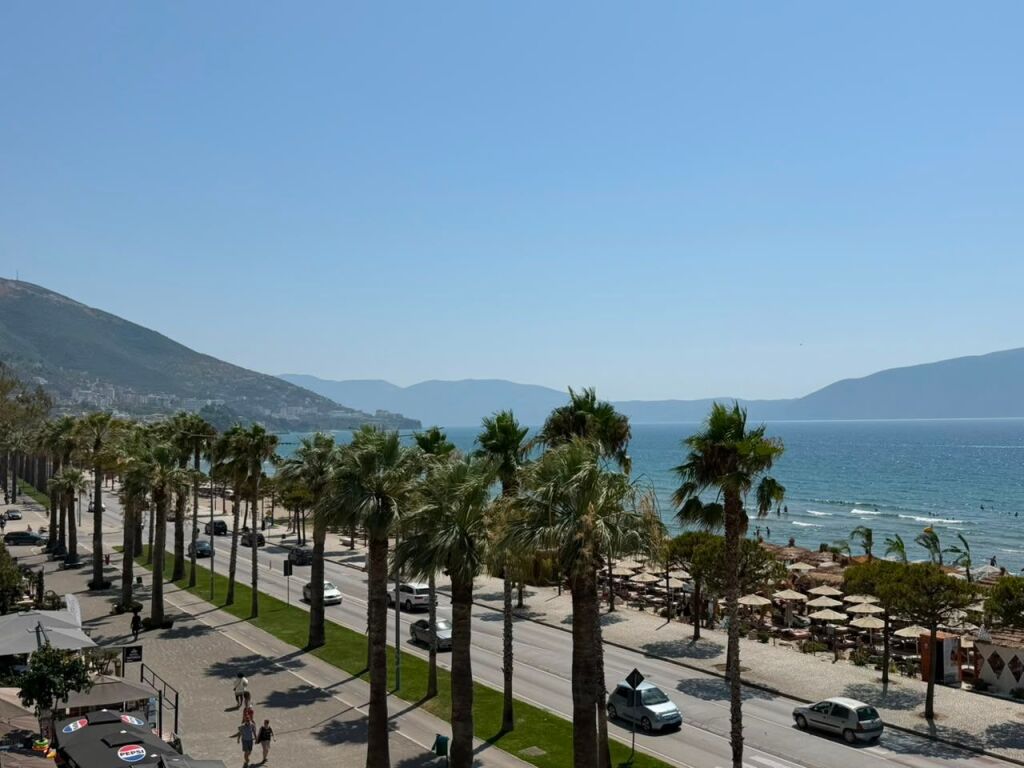 Apartament 2+1 me Qera me Pamje Deti, Tetor - Maj 📍 Lungomare, Vija e Parë, Big Scoop, Vlorë