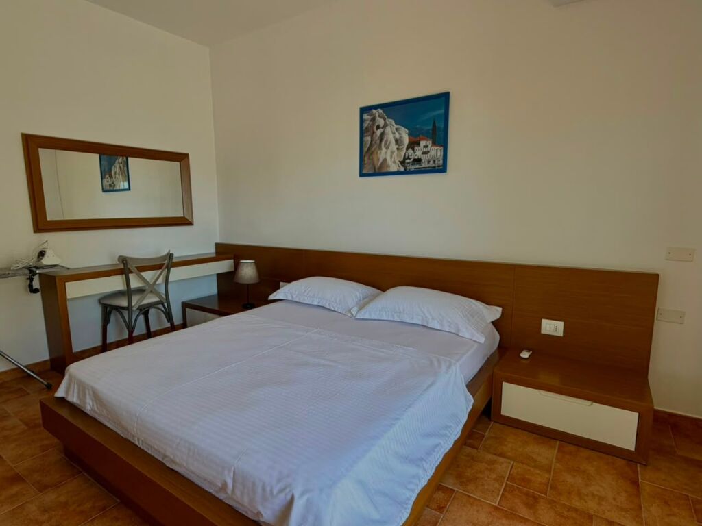 Apartament 2+1 me Qera, Tetor-Maj | Sheshi Pavaresia, Nisatel, Vlore