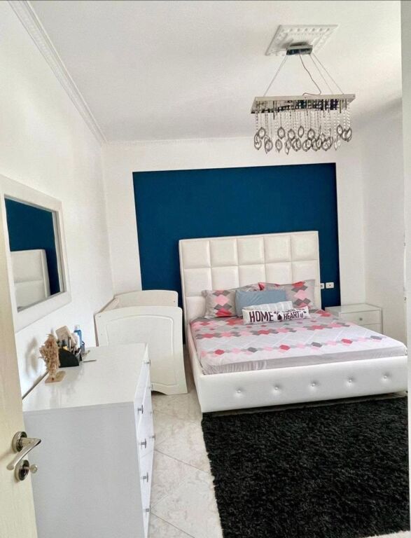 Qera | Apartament 2 + 1 | Rruga Jordan Misja | 650 €/muaj
