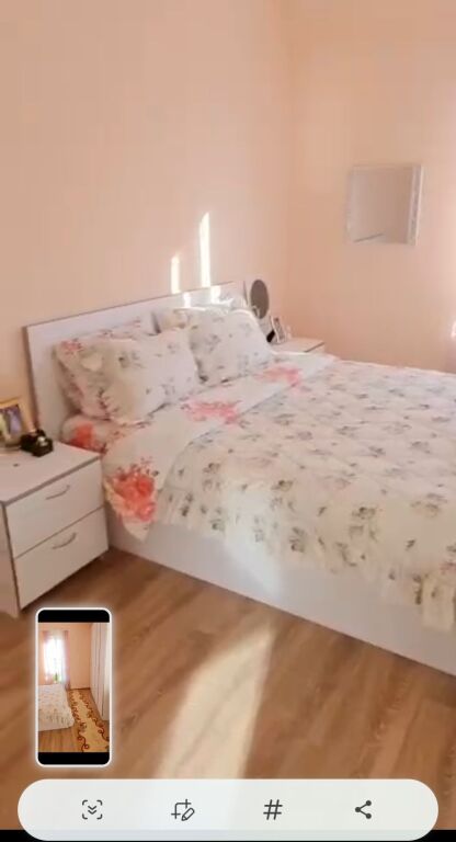 Jepet Apartament me qera 700€