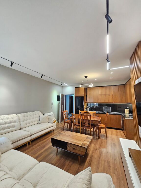 🏡 JEPET ME QIRA APARTAMENT 2+1+ post parkimi  –RRUGA 5 MAJI