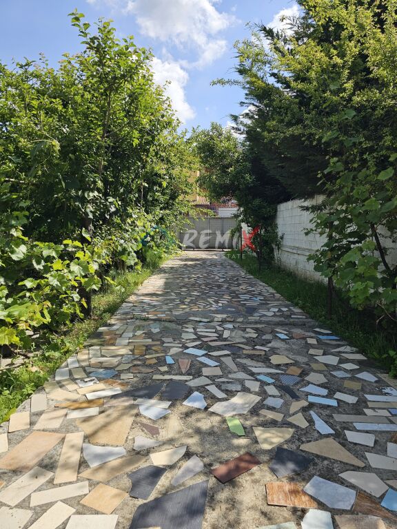 🏠 JEPET ME QIRA SHTËPI PRIVATE – SHKALLNUR, PLEPA – DURRËS