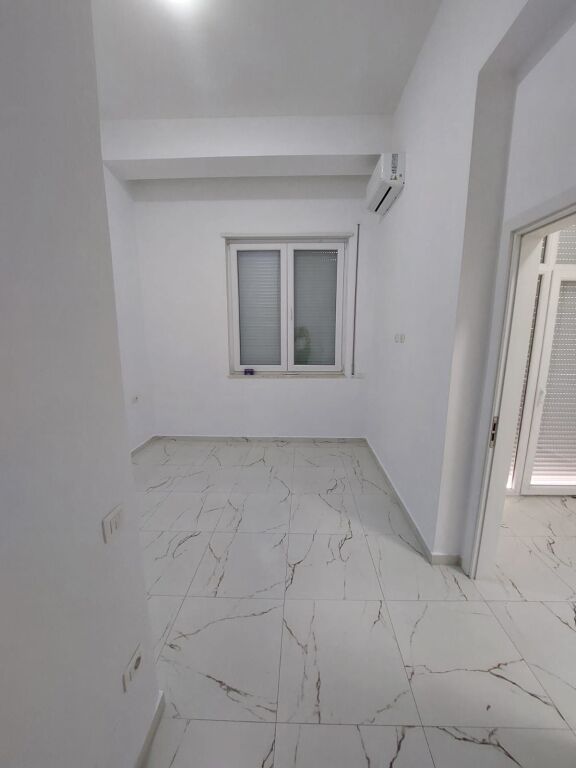 Apartment 2+1 for rent (for office or residence) at Donika Center, Center, Skenderbej Square, Mine Peza Street, Durresit Street.