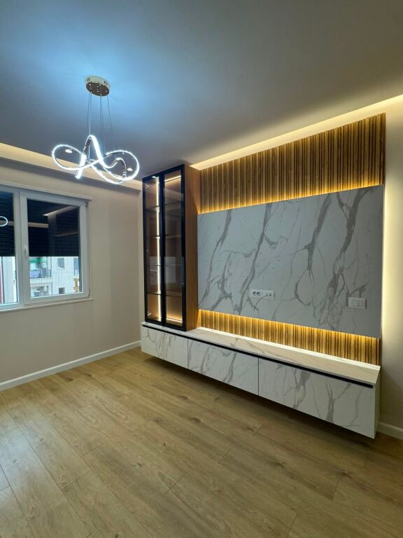 Affitto | Apartament 1 + 1+Ballkon | Laprake | 650 €/mese