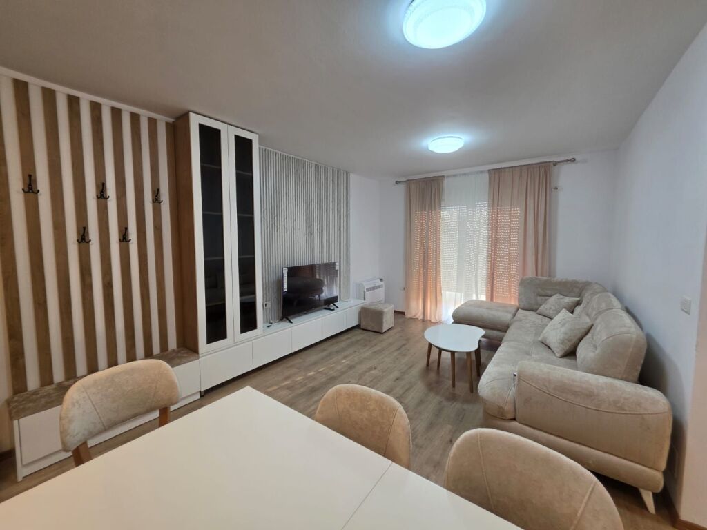 Rent | Apartament 2 + 1 | Rruga 5 Maji | 550 €/month