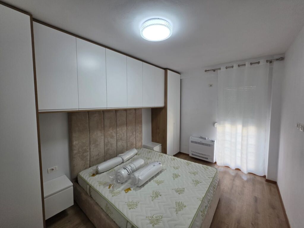 Rent | Apartament 2 + 1 | Rruga 5 Maji | 550 €/month
