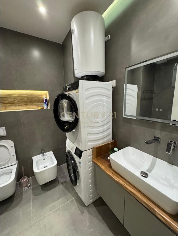 Premium Apartment 2+1+2+Parking for Rent, Dry Lake