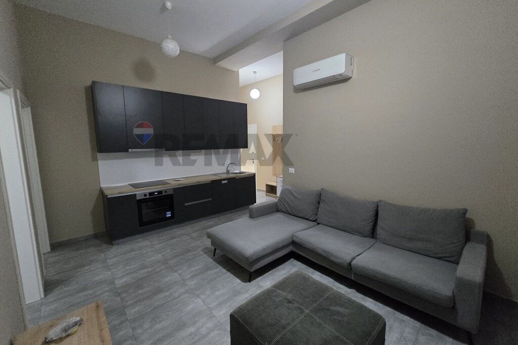 Shitet apartament 2+1 Kompleksi Kontakt