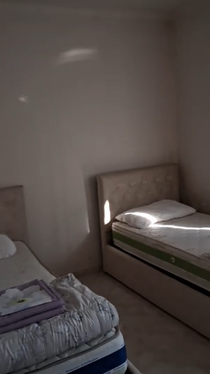 Apartament 2+1, Fusha Aviacionit!