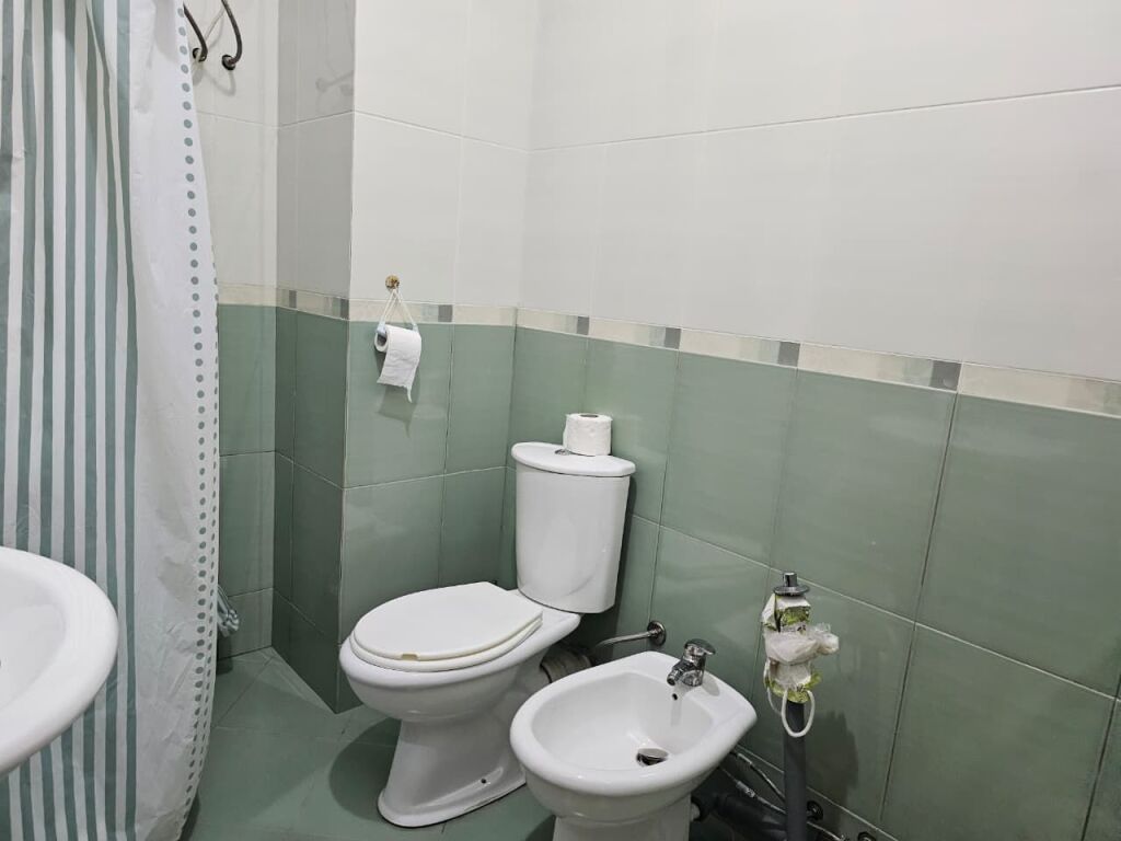 VIALE ZOGU I PARE, AMBIENTE UFFICIO IN AFFITTO