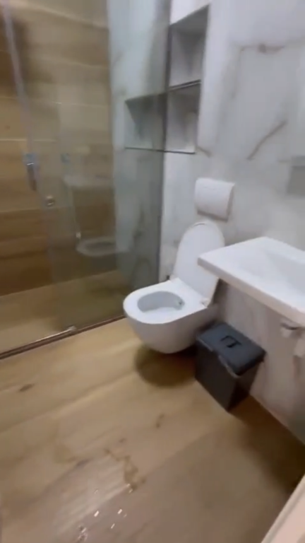 Apartament 1+1 per qera Kristal Center !