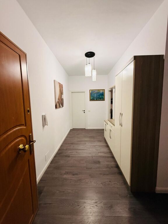 Appartamento 2+1+2 in vendita Palazzi Cabej Yzberisht !