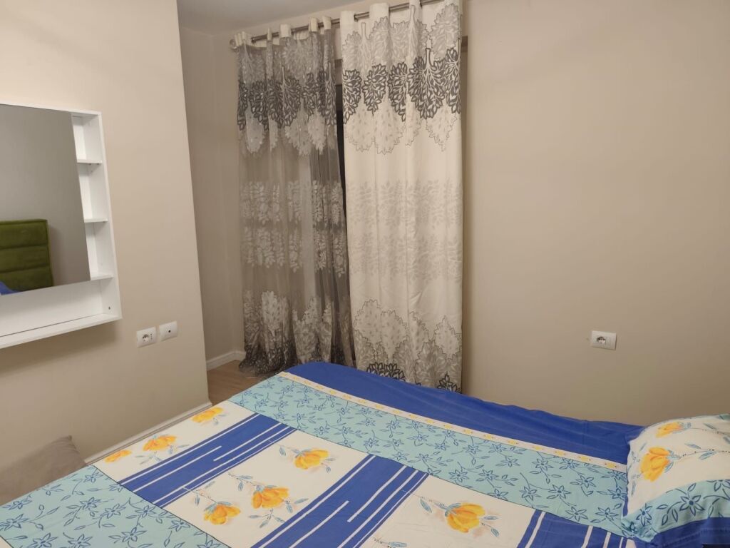 Apartament 1+1 me qira tek Fusha e Aviacionit!