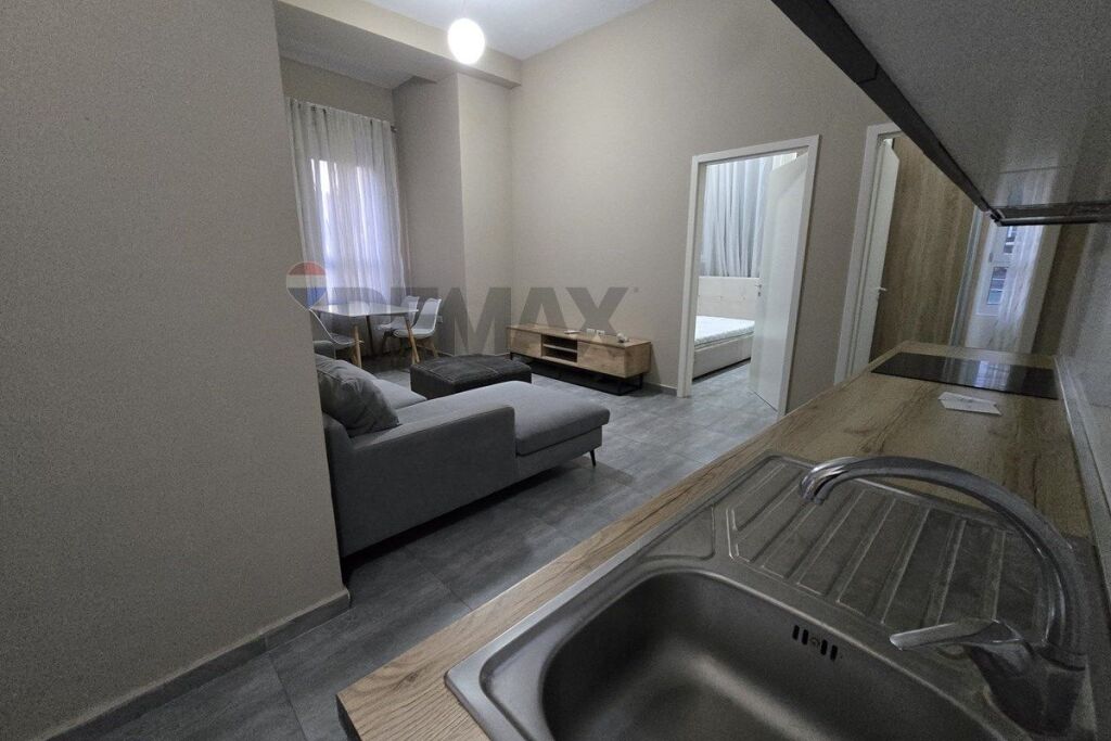 Shitet apartament 2+1 Kompleksi Kontakt