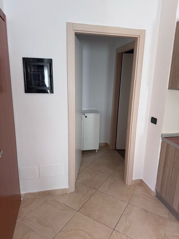 2+1,kat 2 godine private,sauk i ri te hotel baroni