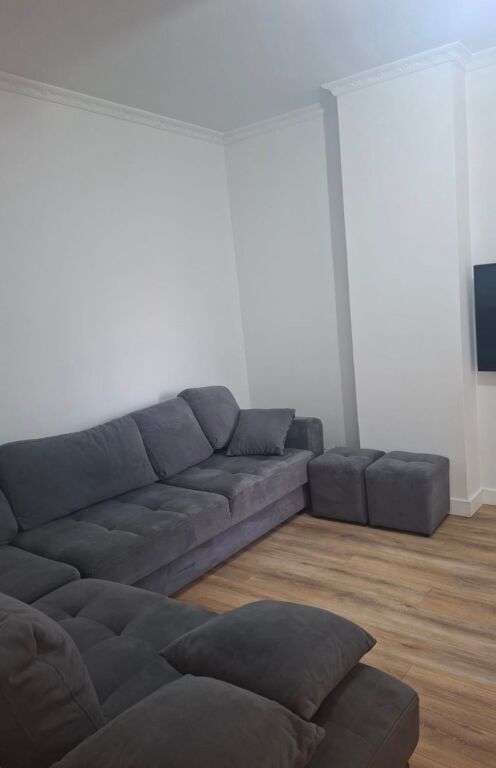Apartament me qera 2+1 ne Yzberisht
