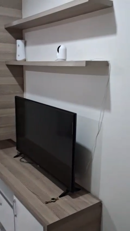 Apartament 2+1, Fusha Aviacionit!