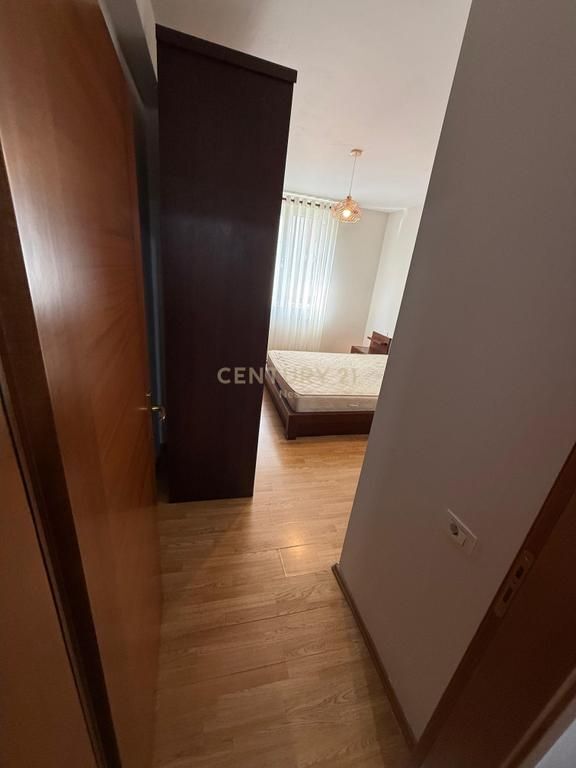 Apartment 2+1 near the entrance of Kodra e Diellit 1 !! 710 € /Month 65,000 Lek /Month