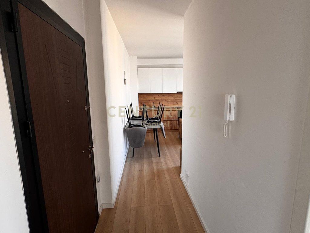 Apartament 2+1 me Qera, tek Ish Fusha e Aviacionit
