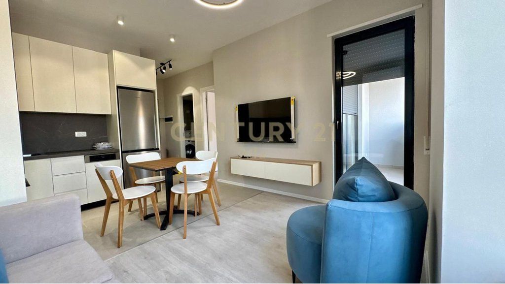 Appartamento 1+1 in affitto in via Karl Gega, vicino all'ex Stazione Ferroviaria! 800 € /Mese