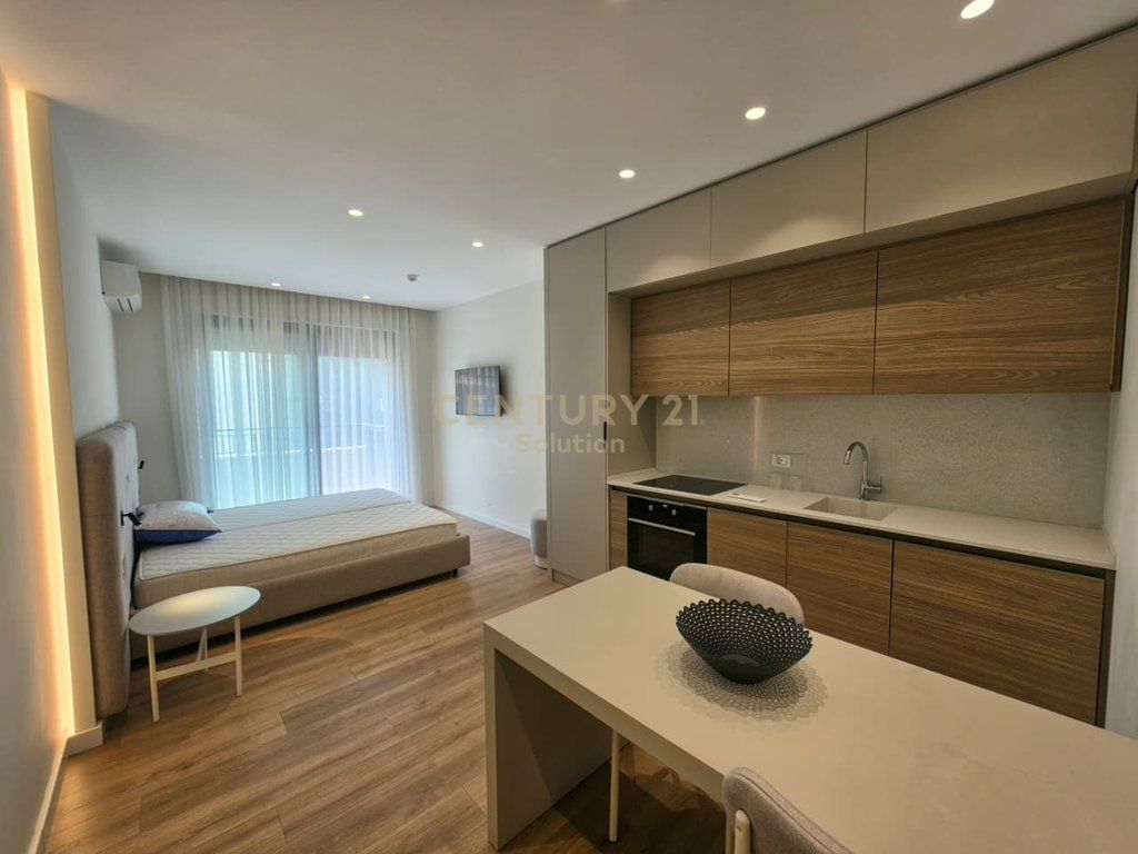 PREMIUM STUDIO FOR RENT, OPPOSITE RADISSON