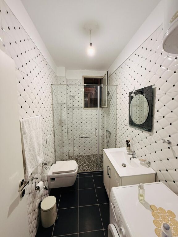 Appartamento 2+1+2 in vendita Palazzi Cabej Yzberisht !