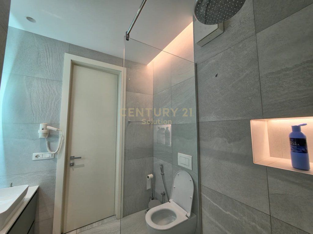 PREMIUM STUDIO FOR RENT, OPPOSITE RADISSON