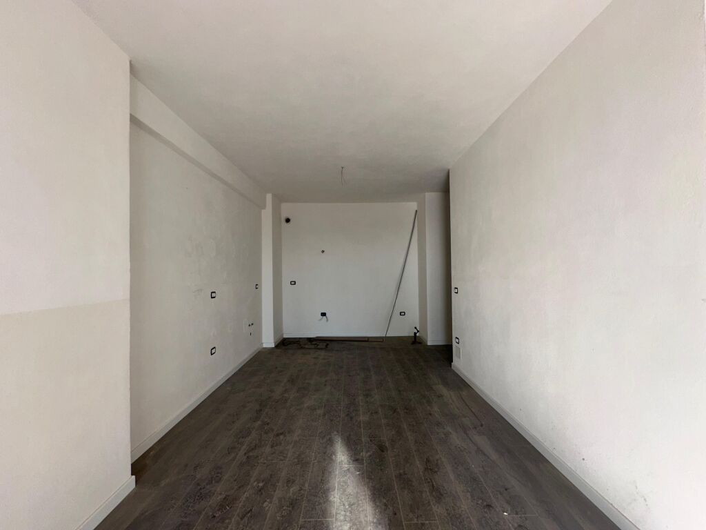 🏢✨ Shitet Apartament 2+1 te Rezidenca Turdiu – Fusha e Aviacionit ✨🏢