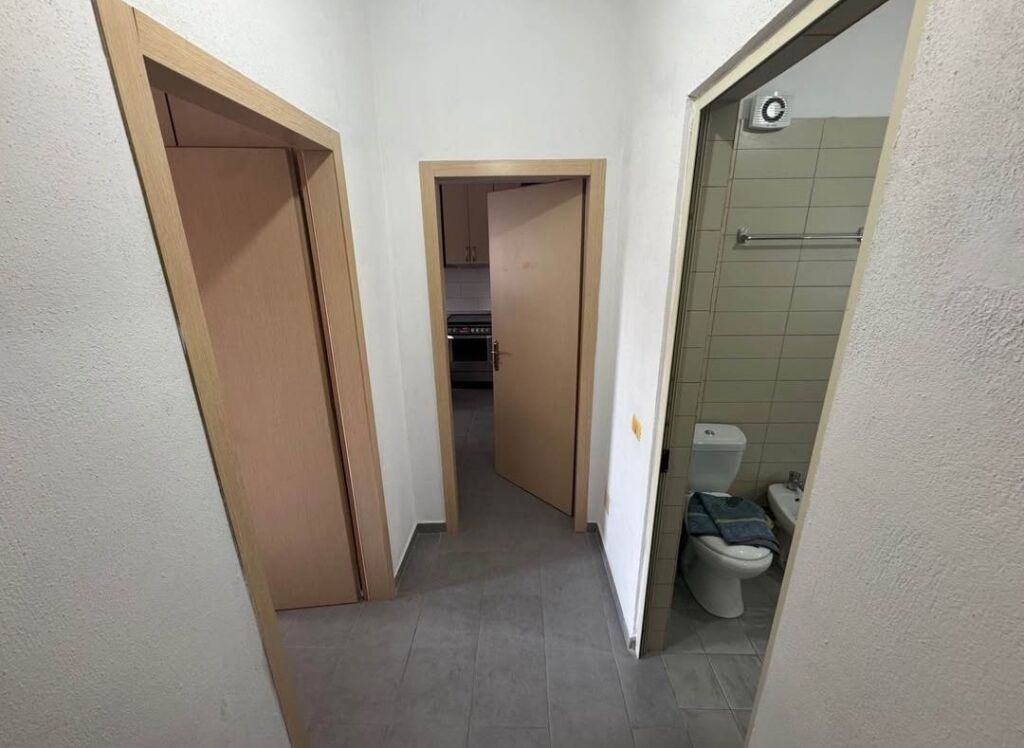 Jepet Shtepi me Qera 1+1 - Misto Mames , Tirane