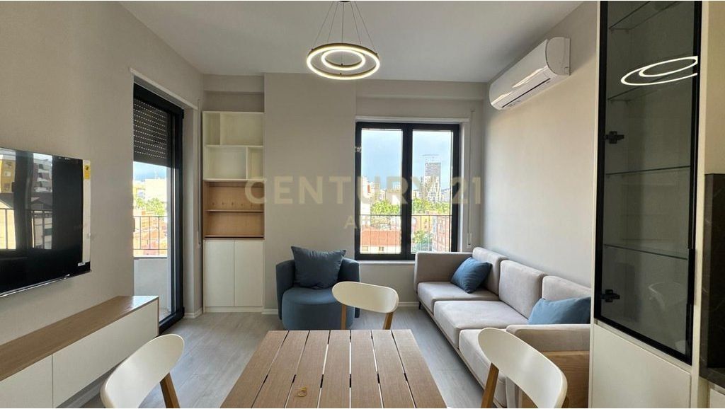 Appartamento 1+1 in affitto in via Karl Gega, vicino all'ex Stazione Ferroviaria! 800 € /Mese